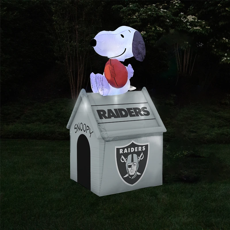 Niche gonflable Snoopy des Raiders de Las Vegas