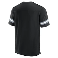 T-shirt noir en jersey à col V Tackle Fanatics pour hommes des Las Vegas Raiders