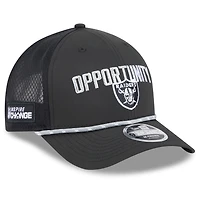 Casquette ajustable New Era noire pour homme Las Vegas Raiders 2025 Inspire Change 9FORTY M-Crown