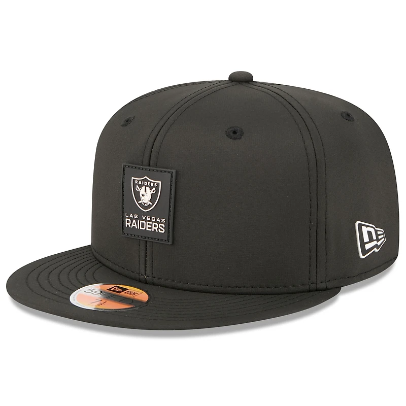 Men's New Era Black Las Vegas Raiders 2025 Sideline 59FIFTY Fitted Hat