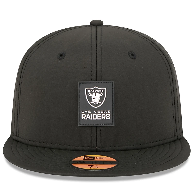 Men's New Era Black Las Vegas Raiders 2025 Sideline 59FIFTY Fitted Hat