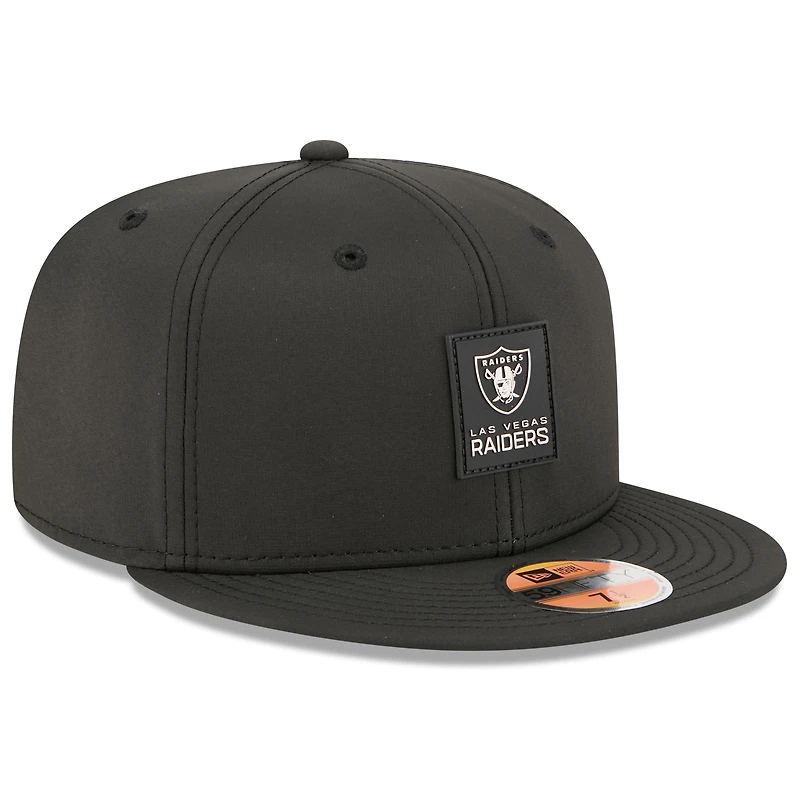 Men's New Era Black Las Vegas Raiders 2025 Sideline 59FIFTY Fitted Hat