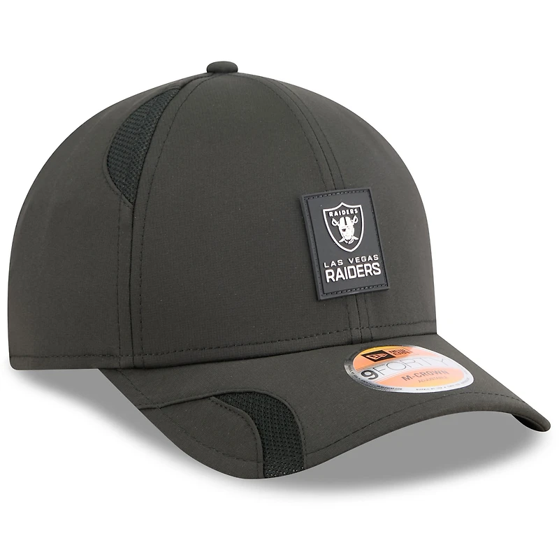 Men's New Era Black Las Vegas Raiders 2025 Sideline M-Crown 9FORTY Adjustable Hat