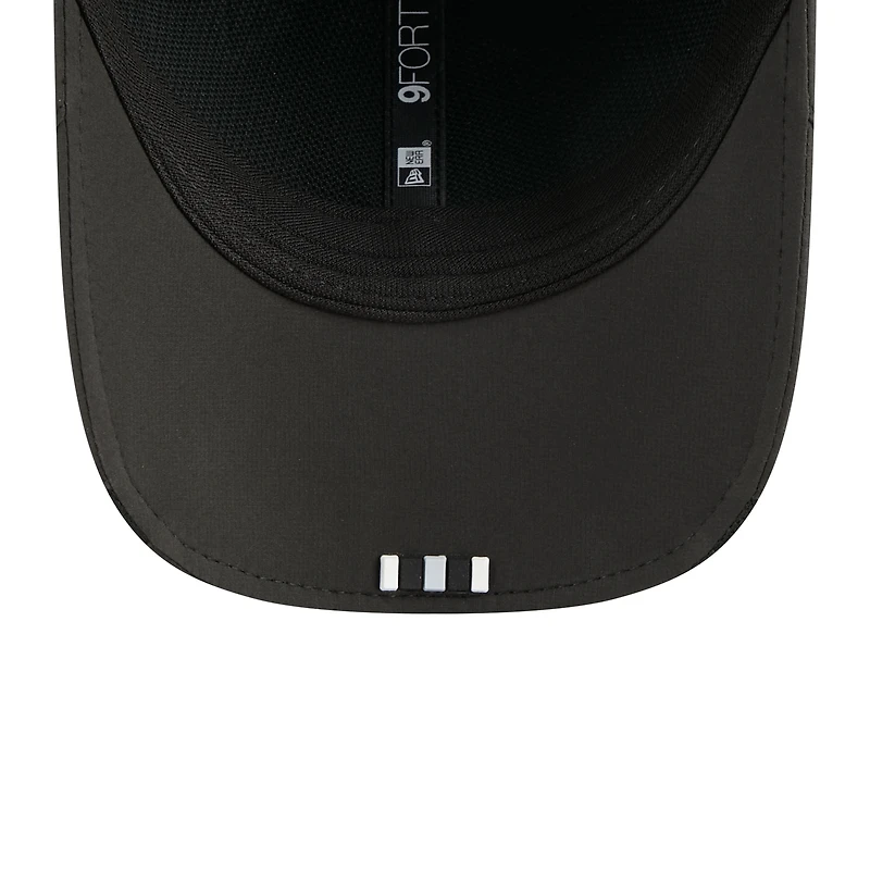 Men's New Era Black Las Vegas Raiders 2025 Sideline M-Crown 9FORTY Adjustable Hat