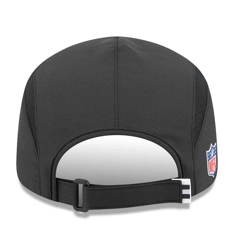 Men's New Era Black Las Vegas Raiders 2025 Sideline  Runner Adjustable Hat
