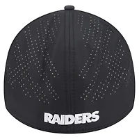 Men's New Era Black Las Vegas Raiders Night 39THIRTY Flex Hat
