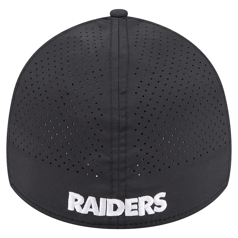 Men's New Era Black Las Vegas Raiders Perforated 39THIRTY Flex Hat