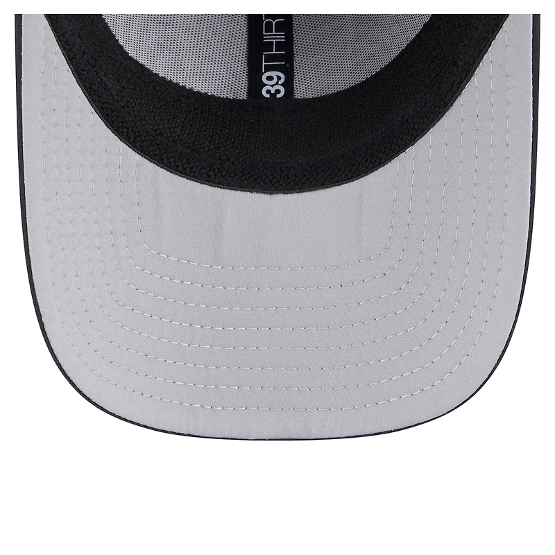 Men's New Era Black Las Vegas Raiders Perforated 39THIRTY Flex Hat
