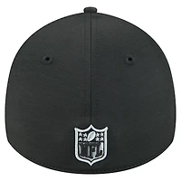 Men's New Era  Black Las Vegas Raiders Stripes 39THIRTY Flex Hat