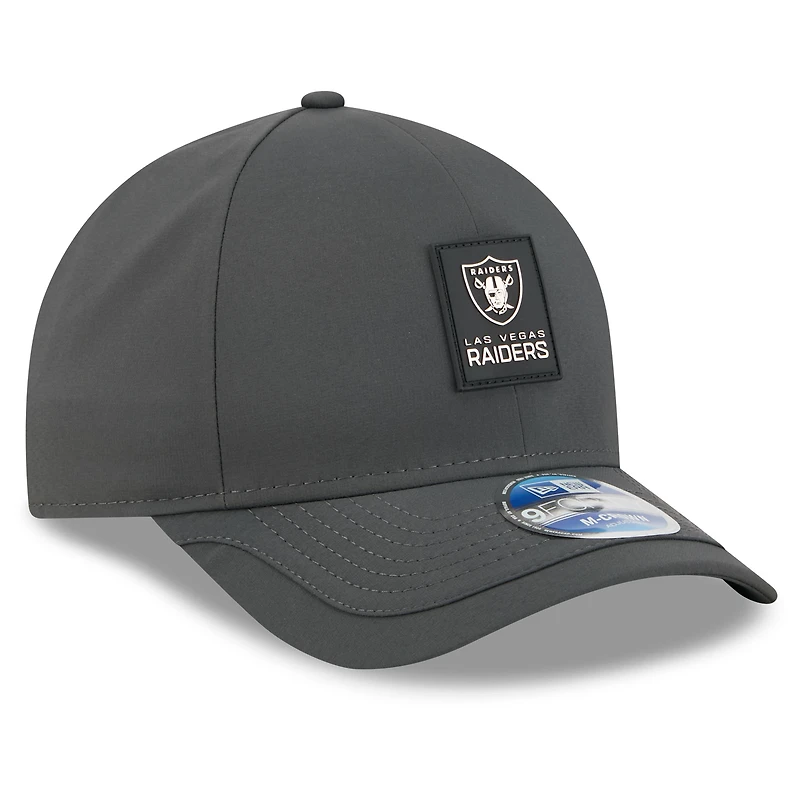 Casquette ajustable 9FORTY M-Crown anthracite pour homme New Era Las Vegas Raiders 2025 Sideline