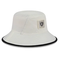 Bob New Era crème pour homme, Las Vegas Raiders , camp d'entraînement NFL 2026
