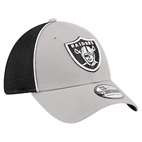 Casquette flexible 39THIRTY Pipe des Las Vegas Raiders New Era pour hommes, gris/noir