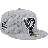Men's New Era Gray Las Vegas Raiders 2024 Sideline 59FIFTY Fitted Hat