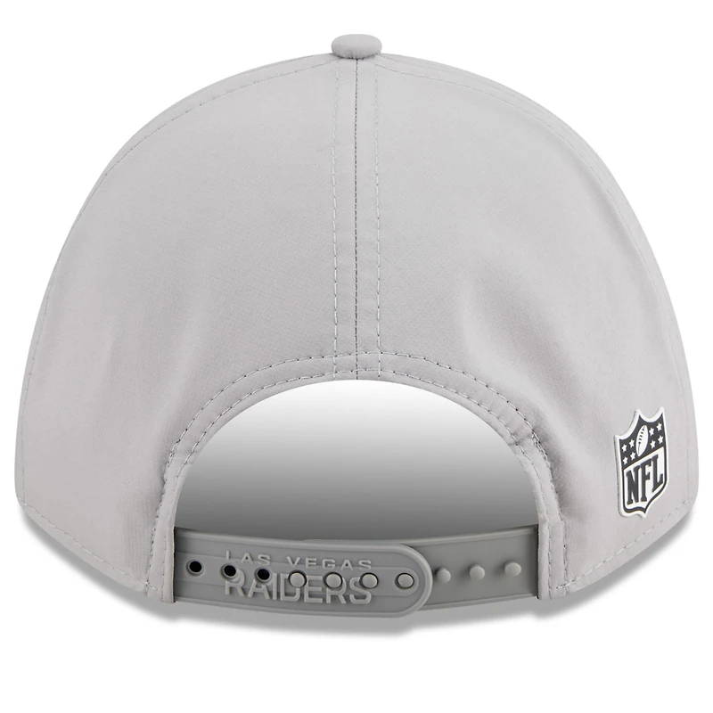 Men's New Era Las Vegas Raiders 2025 Sideline M-Crown 9FORTY Adjustable Hat