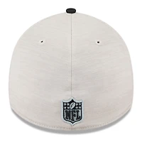 Men's New Era Stone/Black Las Vegas Raiders 2024 Sideline Historic 39THIRTY Flex Hat