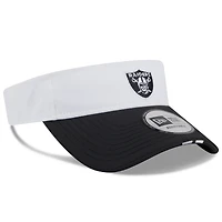 Visière ajustable New Era blanche/noire pour homme, camp d'entraînement NFL 2025 des Las Vegas Raiders