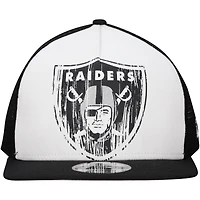 Men's New Era White/Black Las Vegas Raiders Distressed 9FIFTY A-Frame Snapback Hat