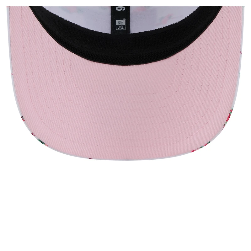 Men's New Era White Las Vegas Raiders Adventure Flamingo Pattern 9SEVENTY Stretch-Snap Hat