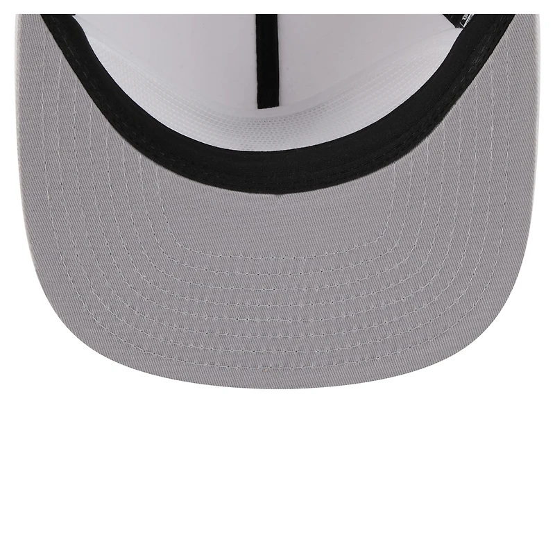 Men's New Era White Las Vegas Raiders Collide Golfer Snapback Hat