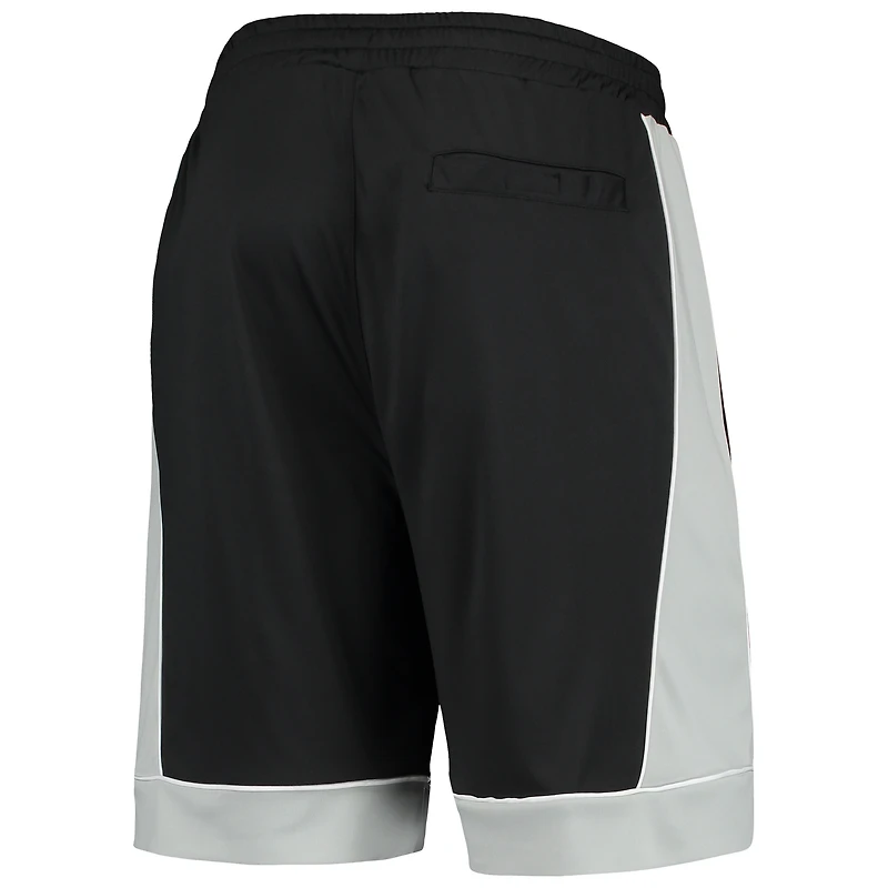 Men's Starter Black/Silver Las Vegas Raiders Fan Favorite Fashion Shorts
