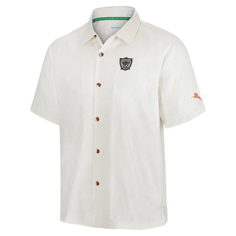 Chemise boutonnée rétro blanche Tommy Bahama pour homme Las Vegas Raiders Coconut Matchup Camp