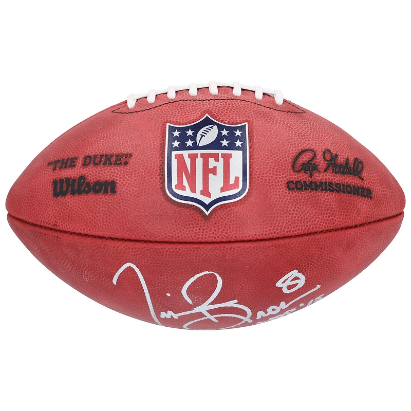 Ballon de football américain Wilson Duke en couleur, autographié par Tim Brown des Raiders de Las Vegas, avec inscription « HOF 15 ».