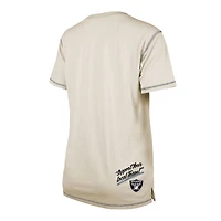 T-shirt fendu New Era Las Vegas Raiders crème pour femme