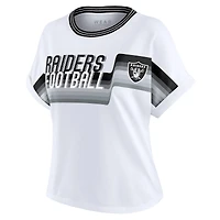 T-shirt court à rayures centrales blanc pour femme WEAR by Erin Andrews des Las Vegas Raiders