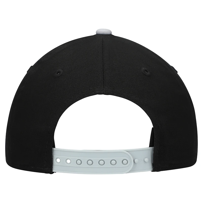 Casquette ajustable New Era Arch COOLERA 9FORTY A-Frame noire/argentée pour jeune des Las Vegas Raiders