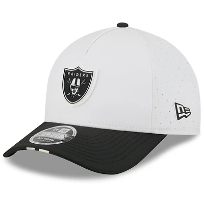 Youth New Era  White/Black Las Vegas Raiders 2025 NFL Training Camp A-Frame 9FORTY Adjustable Hat