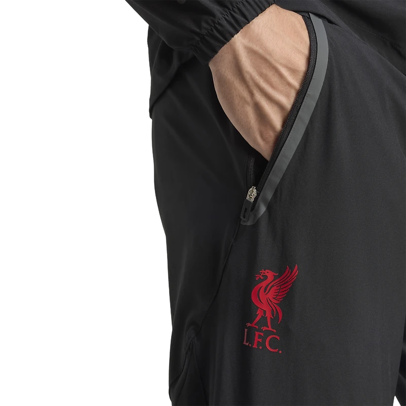 Pantalon de voyage adidas Tiro Vis Tech Liverpool 2025/26 noir pour homme
