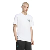 T-shirt graphique blanc adidas Liverpool Terrace Icons Collection pour homme