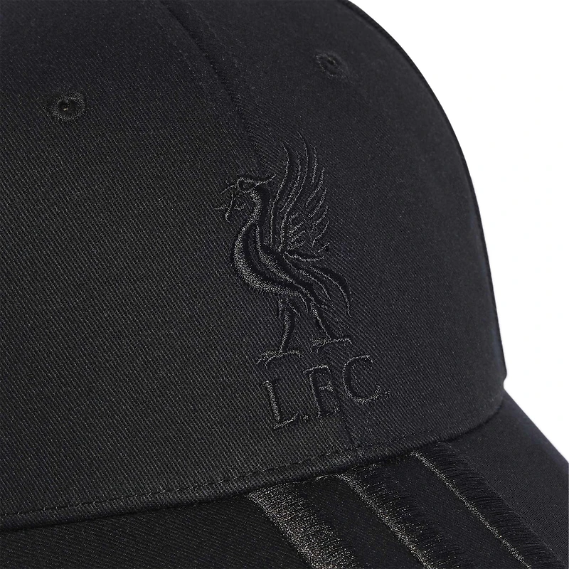 Casquette ajustable unisexe adidas noire Liverpool à trois bandes