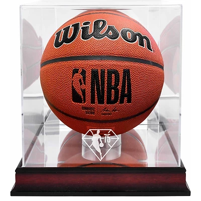 Vitrine de basket-ball sublimée en acajou pour le 75e anniversaire de la NBA