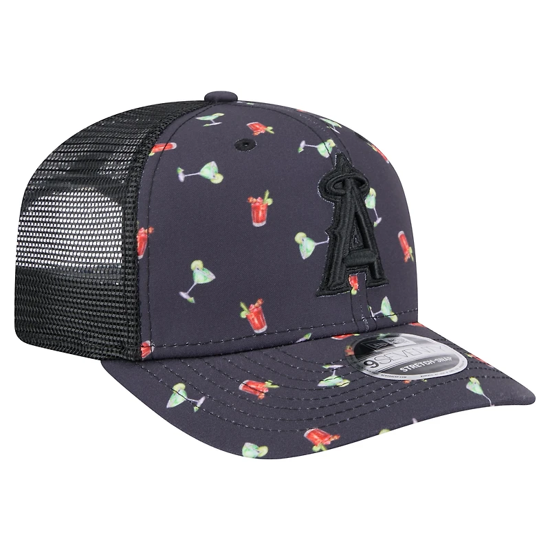 Casquette extensible à boutons-pression New Era noire Los Angeles Angels Adventure Drinks Pattern 9SEVENTY pour homme
