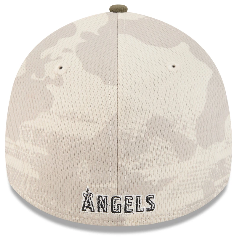 Men's New Era Light Beige/Olive Los Angeles Angels 2025 Armed Forces Day 39THIRTY Flex Hat