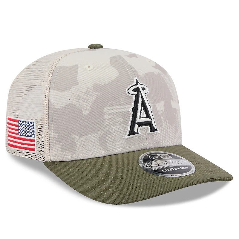 Casquette extensible à boutons-pression New Era beige clair/olive Los Angeles Angels 2025 Armed Forces Day 9SEVENTY pour homme