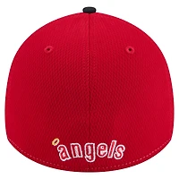 Men's New Era Red/Navy Los Angeles Angels 2025 MLB Clubhouse 39THIRTY Flex Hat