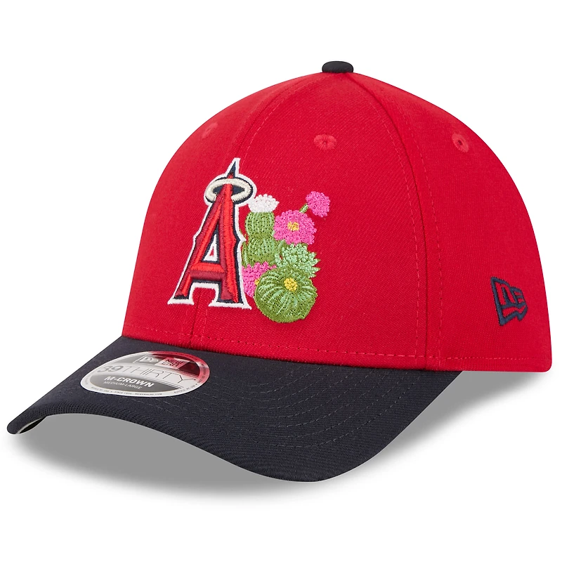 Casquette New Era Flex rouge/marine Los Angeles Angels 2026 Spring Training M-Crown 39THIRTY pour homme