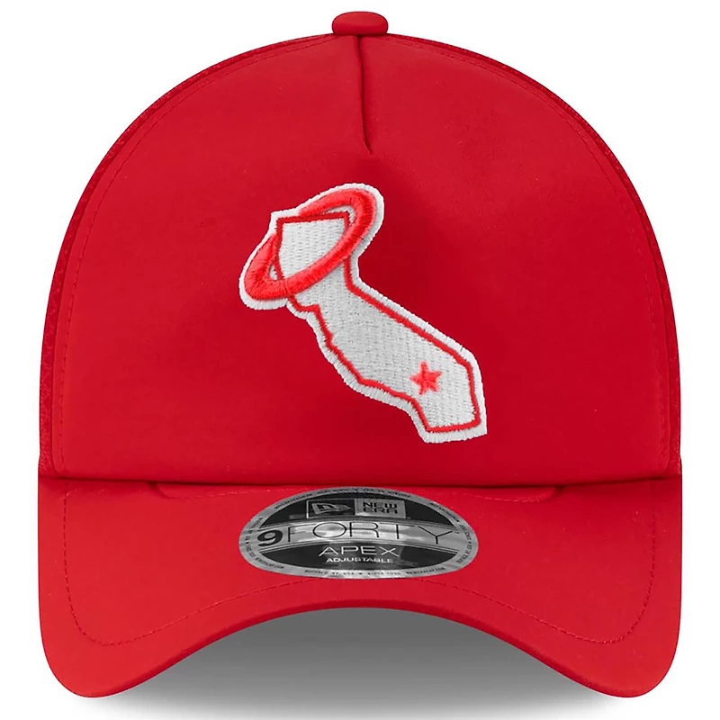 Casquette ajustable New Era rouge Los Angeles Angels 2026 pour homme, modèle alternatif d'entraînement au bâton Apex 9FORTY