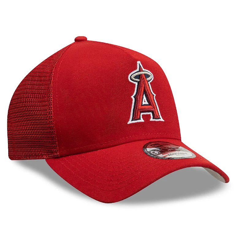 Casquette trucker ajustable New Era rouge Los Angeles Angels pour homme, modèle 9FORTY, logo A-Frame, inscription latérale.