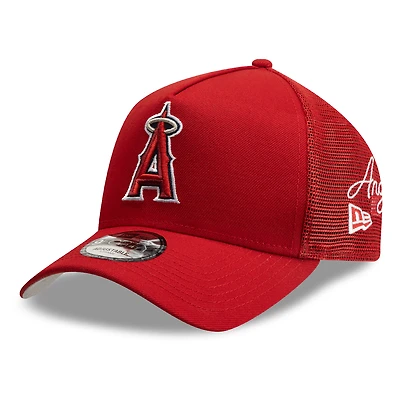 Casquette trucker ajustable New Era rouge Los Angeles Angels pour homme, modèle 9FORTY, logo A-Frame, inscription latérale.