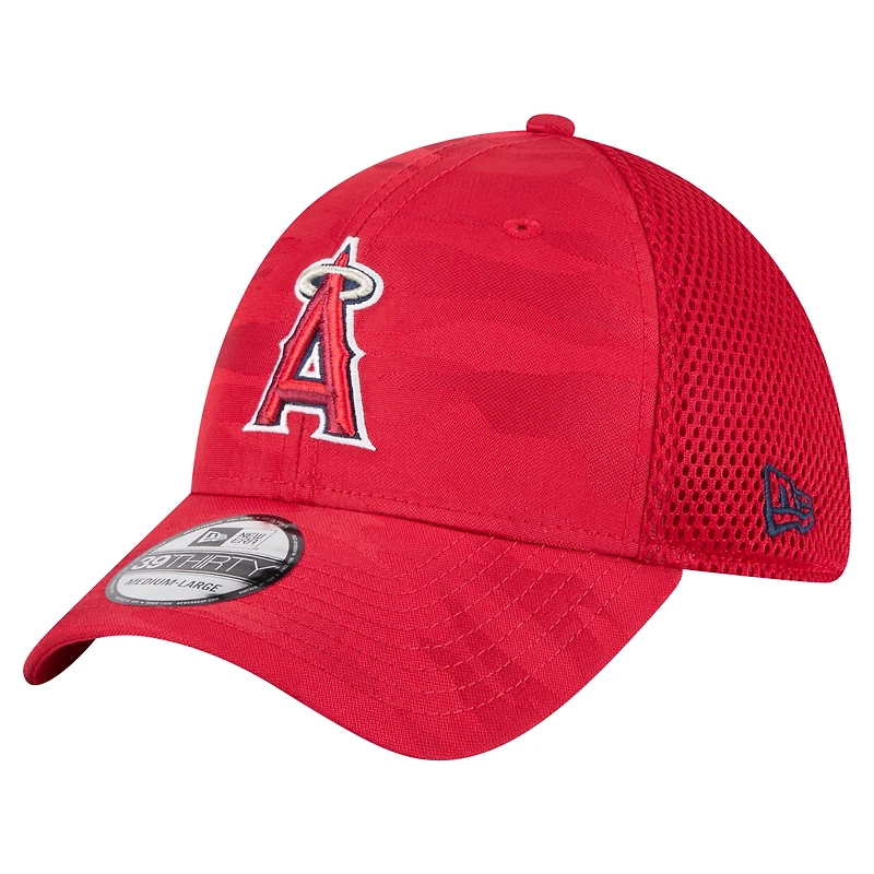 Men's New Era Red Los Angeles Angels Subtle Camo 39THIRTY Flex Hat
