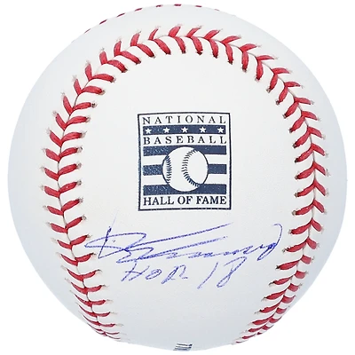 Vladimir Guerrero a autographié le logo du Temple de la renommée des Los Angeles Angels avec l'inscription « HOF 18 »