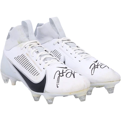 Justin Herbert Los Angeles Chargers Autographed Game-Used White Nike Cleats vs. Kansas City Chiefs on October 22, 2023