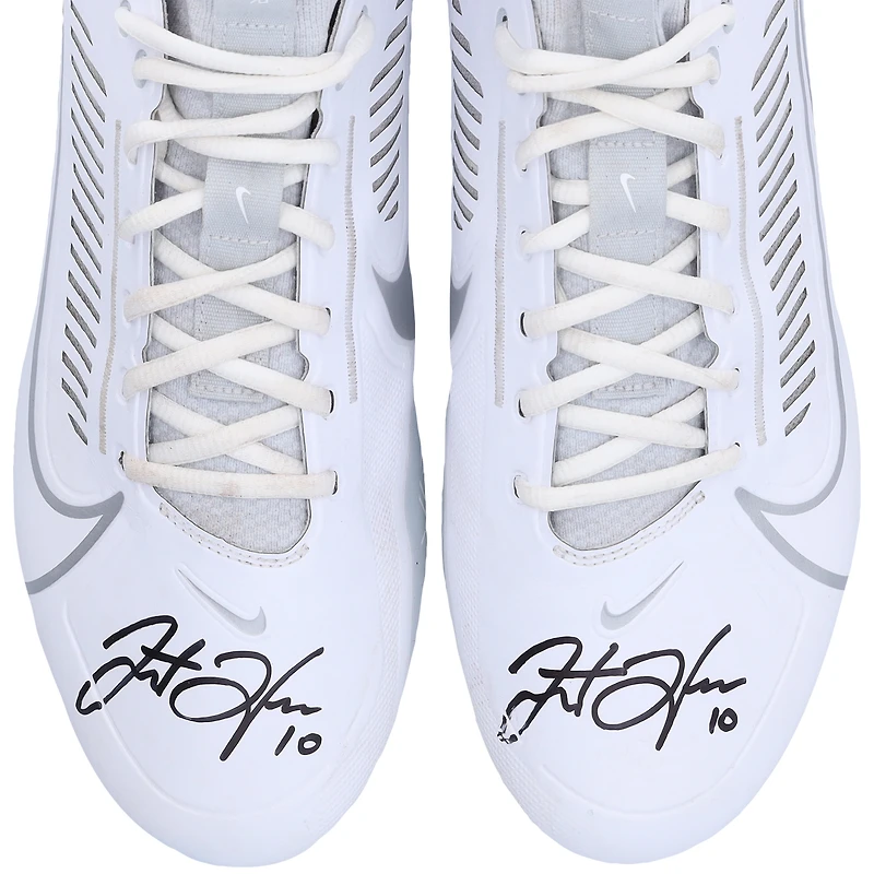 Justin Herbert Los Angeles Chargers Autographed Game-Used White Nike Cleats vs. Tennessee Titans on September 17, 2023