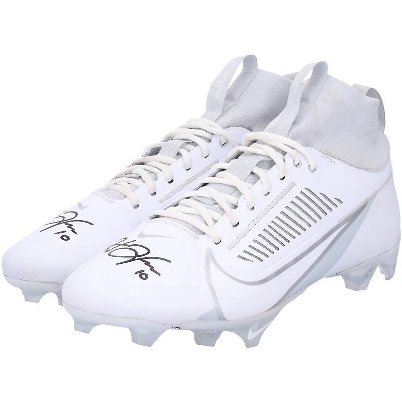 Justin Herbert Los Angeles Chargers Autographed Game-Used White Nike Cleats vs. Tennessee Titans on September 17, 2023