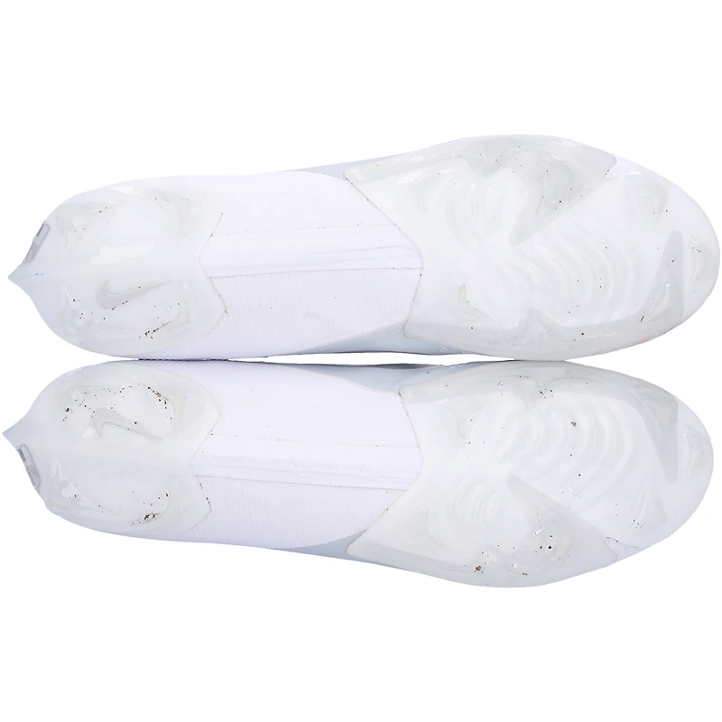 Justin Herbert Los Angeles Chargers Autographed Game-Used White Nike Cleats vs. Tennessee Titans on September 17, 2023