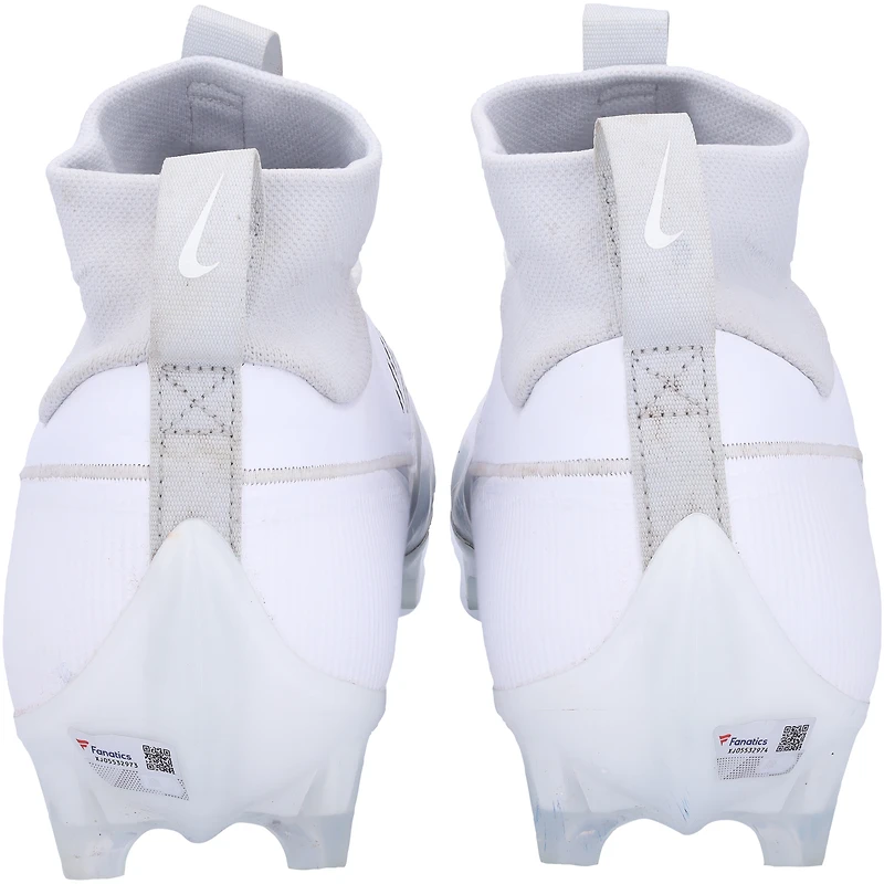 Justin Herbert Los Angeles Chargers Autographed Game-Used White Nike Cleats vs. Tennessee Titans on September 17, 2023