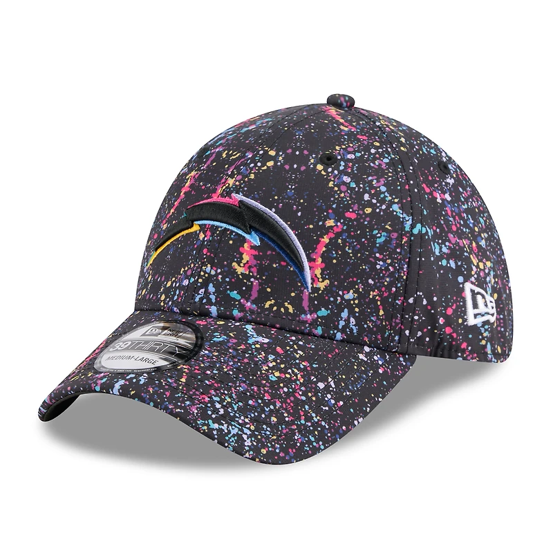 Casquette New Era noire 39THIRTY Flex des Los Angeles Chargers 2025 NFL Crucial Catch pour homme